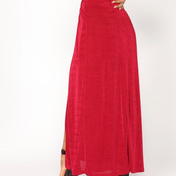 Fashion nova lady in the street halter dress - Picture 3 of 4